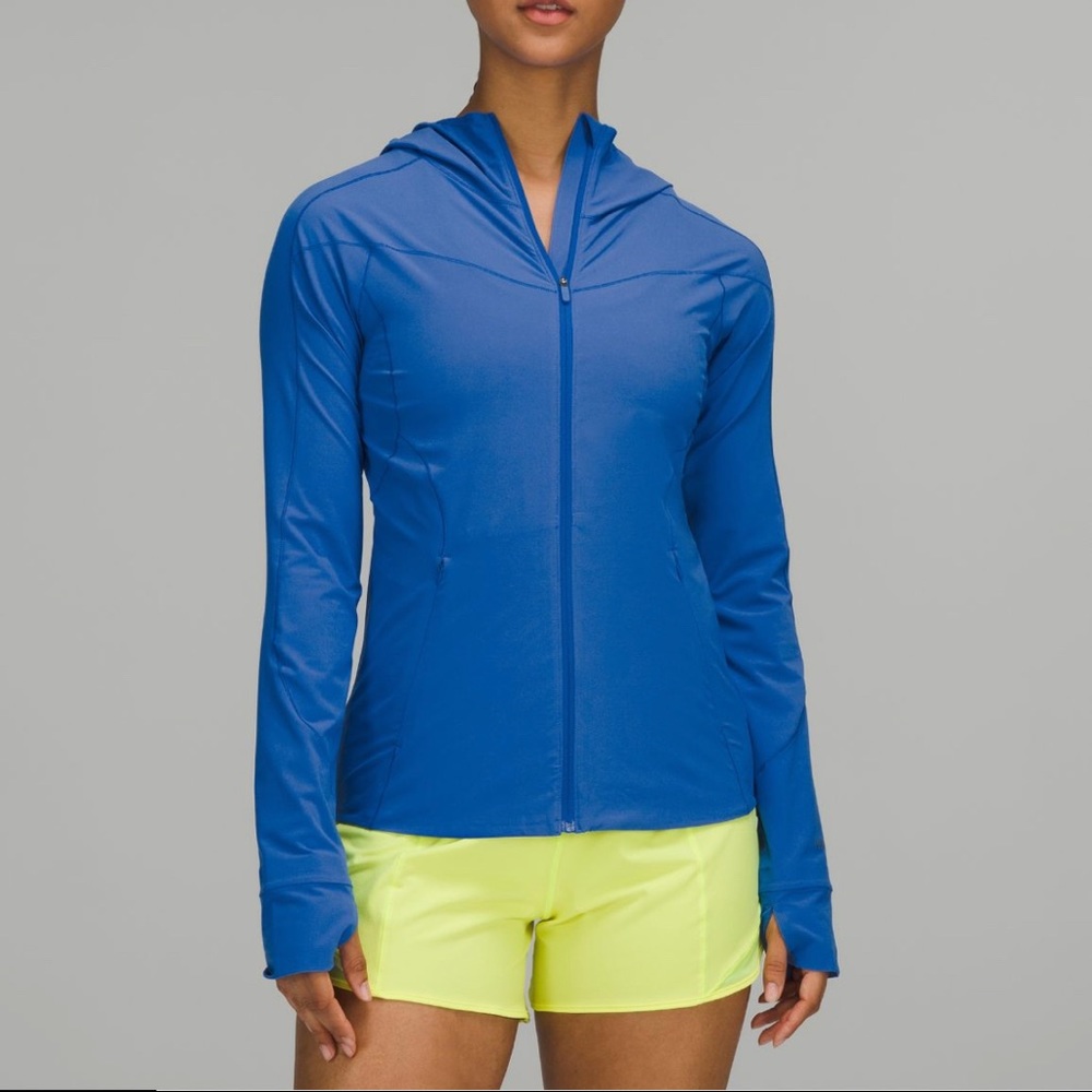 ⚠️ Out of Stock Online ⚠️ Lululemon Mist Over Windbreaker